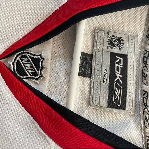 NHL retired Blackhawk Jersey - Picture 4 of 4